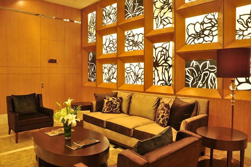 Oakwood Residence Shanghai Exterior photo